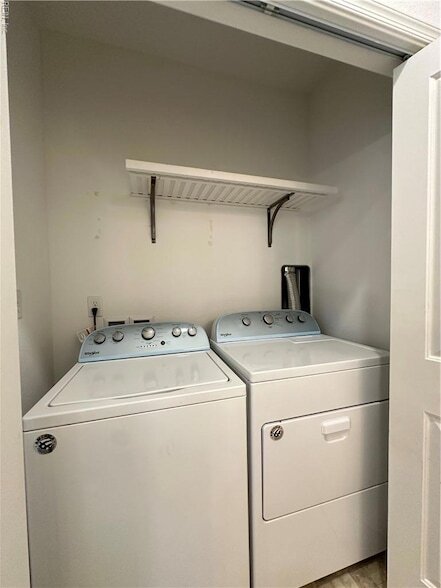 Building Photo - 2802 Rowling Wy