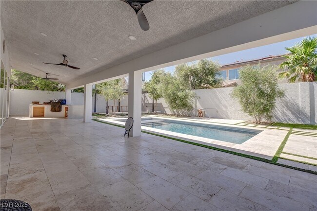 Building Photo - 10018 Twilight Canyon Ct