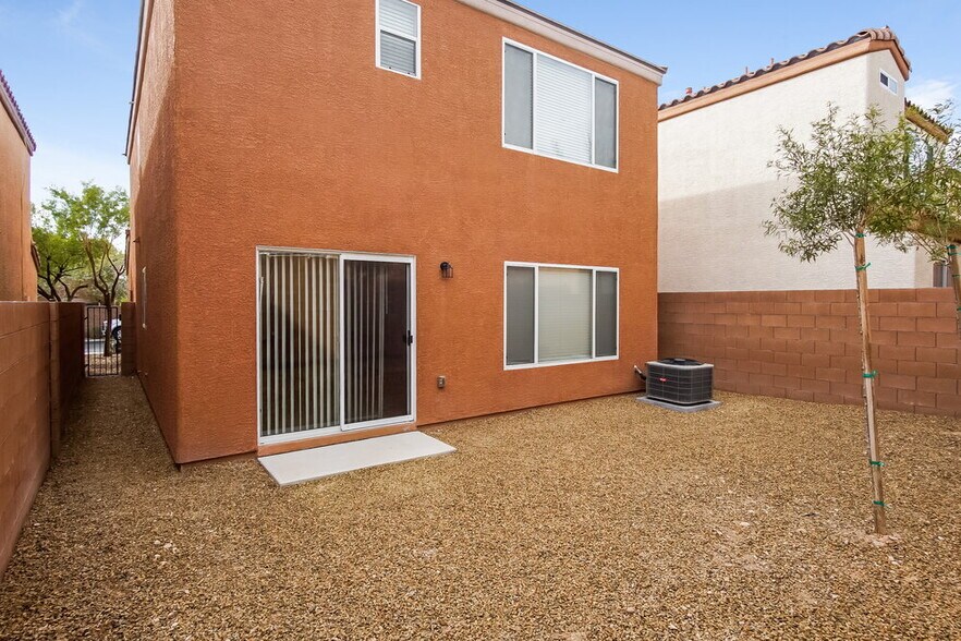 Building Photo - 7924 Anaheim Mountain Ave