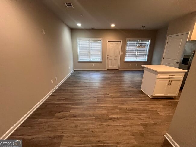 Building Photo - 8329 Triple Crown Dr