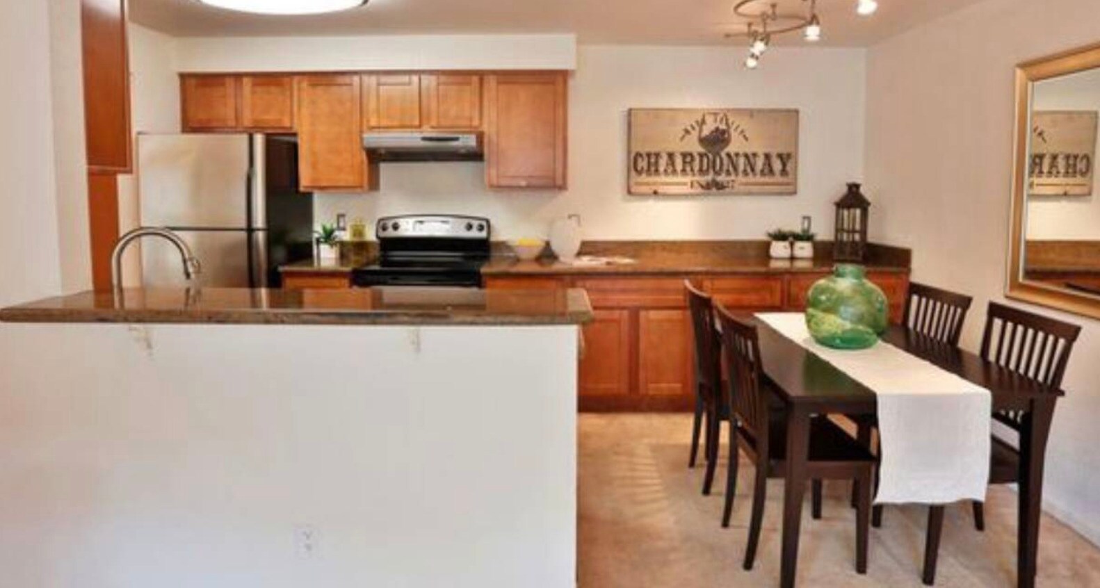 Building Photo - 66 Fairmount Ave