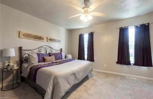 MASTER BEDROOM - 2706 Conrad Ave