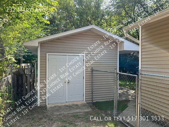 Building Photo - 732 Maryland-