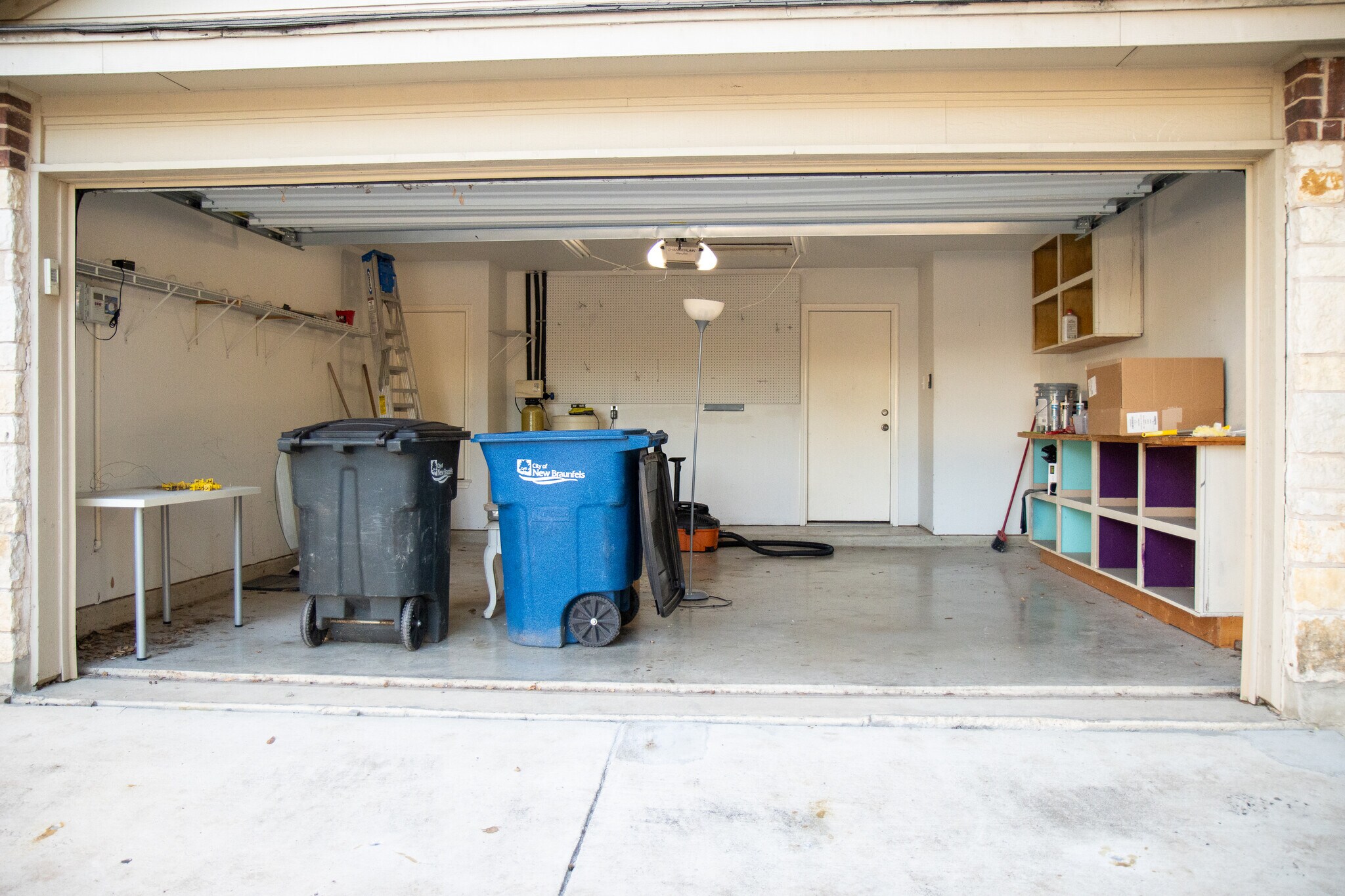 Garage - 2808 Granite Cove