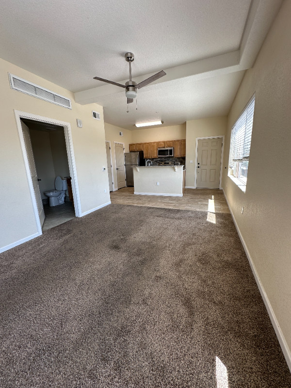 Building Photo - 430 W Pikes Peak Ave
