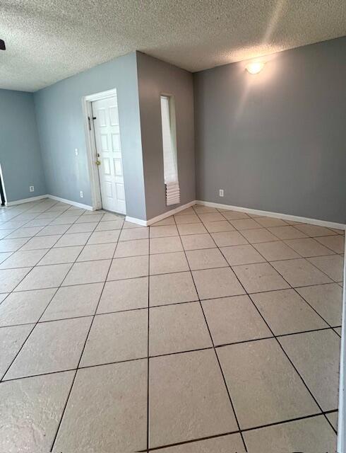 Building Photo - 3664 Alder Dr