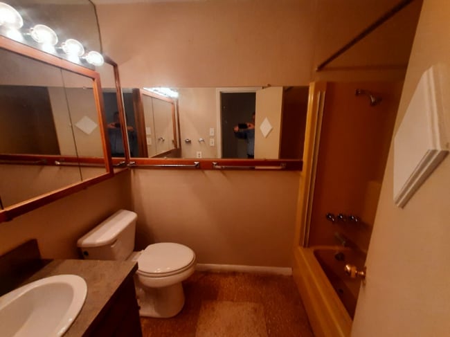 Building Photo - 6011 Viva Max Dr