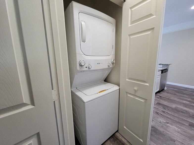 The Waterfront Apartments and Townhomes 611 E Waterfront Dr Munhall