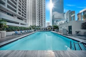 Building Photo - 185 SE 14th Ter