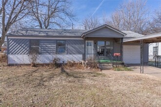 Building Photo - 2333 Eagle Dr