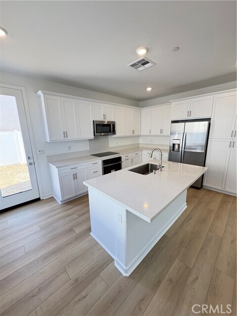 Building Photo - 31595 Cobalite Dr