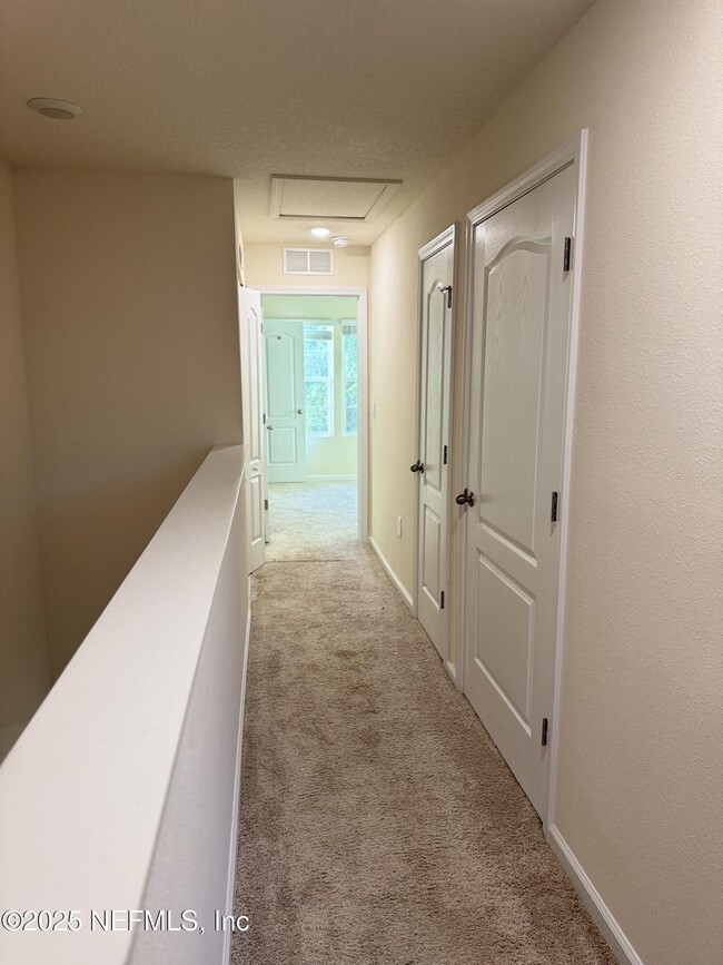 Building Photo - 575 Oakleaf Plantation Pkwy
