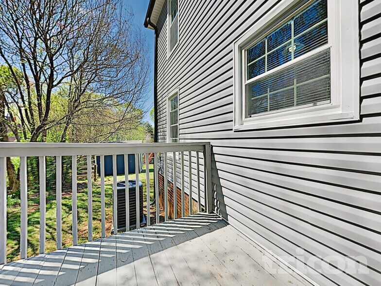 Building Photo - 8806 Brass Bell Ct