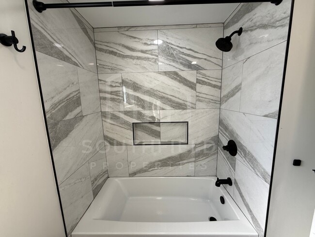 Building Photo - 3175 Ramona Ave