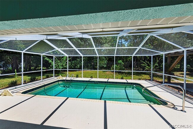 Building Photo - 1105 N Chance Way