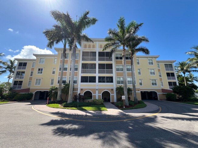 Building Photo - Furnished/Short Term Rental ** Available 5/1/26 ** 3 Bed/2 Bath Condo ** Punta Gorda ** $2,750/mo...