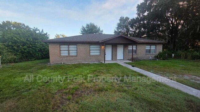 Building Photo - 2934-2938 8 Iron Dr