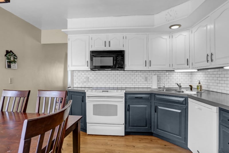 Building Photo - 719 Franklin St