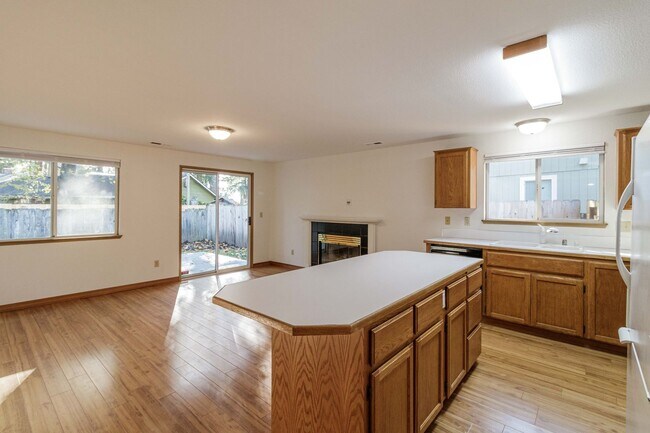 Building Photo - Newly Updated With New Carpet, Paint and Bath - Single Level 3 Bedroom 2 Bath with Fenced Backyard