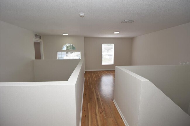 Building Photo - 3 Sea Beacon Pl