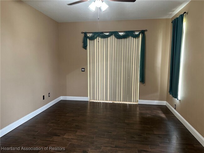 Building Photo - 4536 Darnell Dr