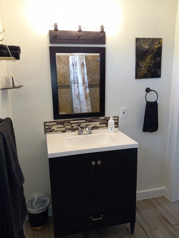 Building Photo - 2 W Pacific St