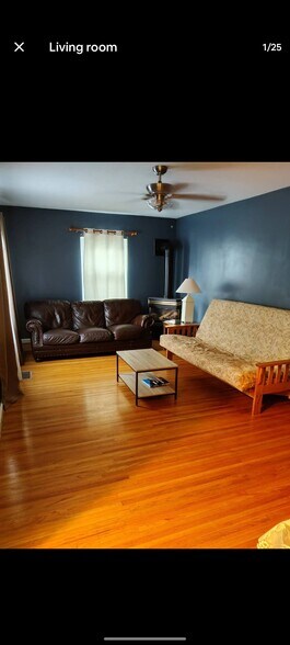 Building Photo - 160 Azalea Rd