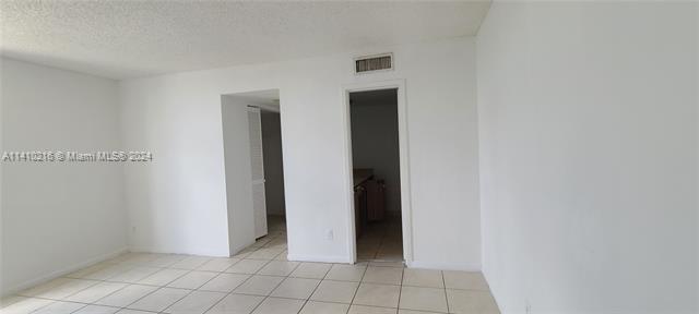 Building Photo - 13499 Biscayne Blvd