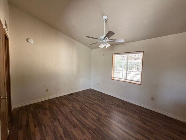 Building Photo - Private 20-Acre Retreat with Equestrian Access