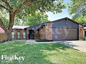 Building Photo - 6914 Pickett Dr