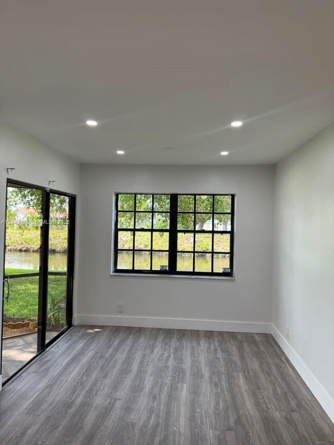 Building Photo - 9021 W Sunrise Blvd