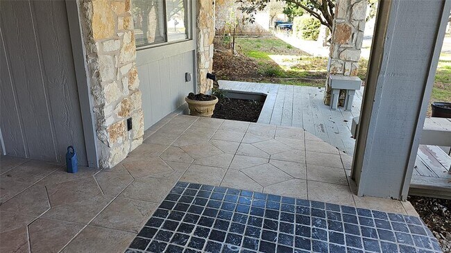 Building Photo - 11804 Buggy Whip Trail