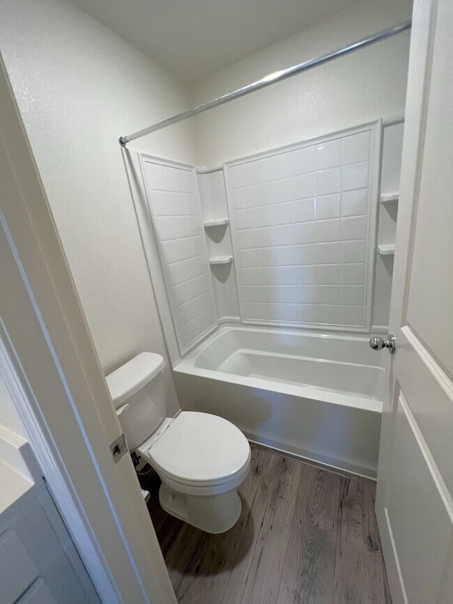 Building Photo - 443 Antares St