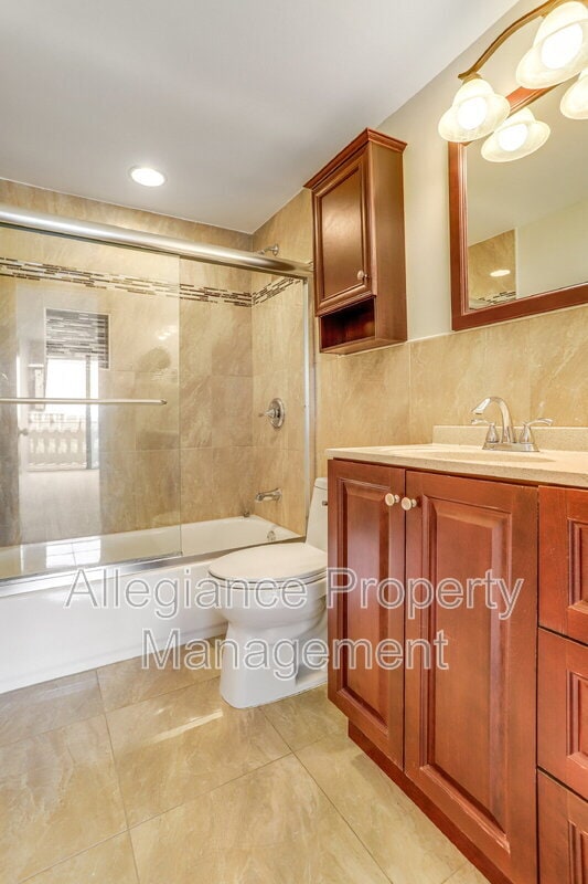 Building Photo - 6301 Stevenson Ave