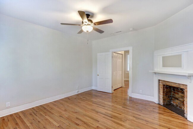 Building Photo - Large Brand New - One Bedroom (2 blocks from Historic Distr.)