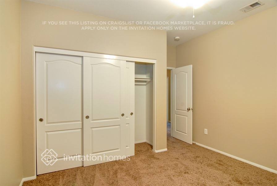 Building Photo - 1008 Cypress Dr