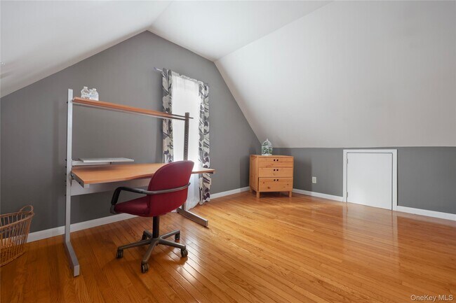 Building Photo - 29 Brookridge Ave