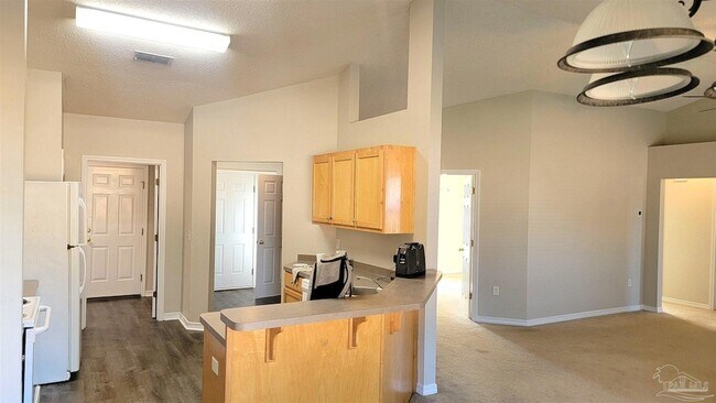 Building Photo - 4840 La Casa Cir