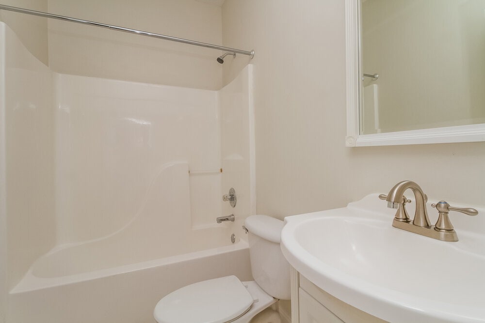 Building Photo - 3011 Overhill Ct