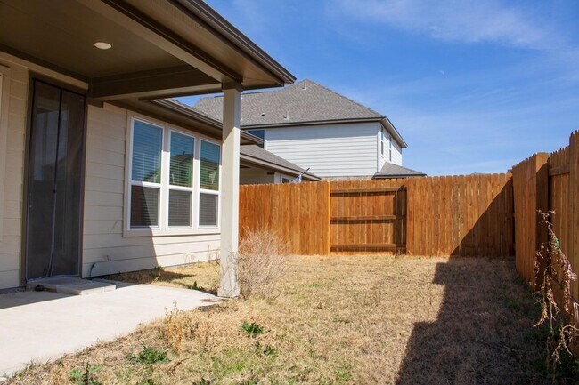 Building Photo - 123 Table Top Bnd