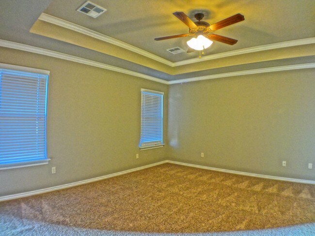 Building Photo - 724 Abilene Way