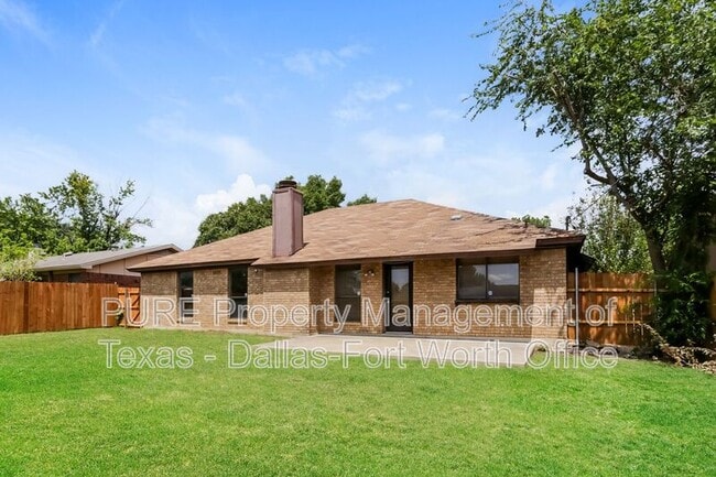 Building Photo - 928 Freestone Dr