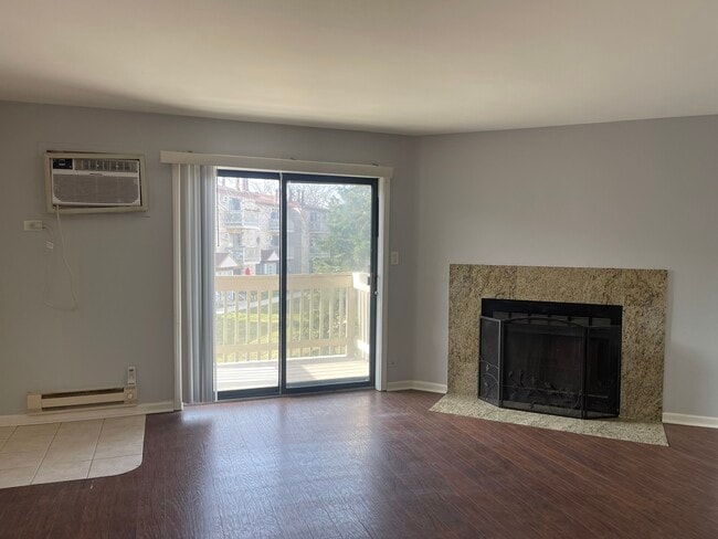 Building Photo - 444 Osage Ln