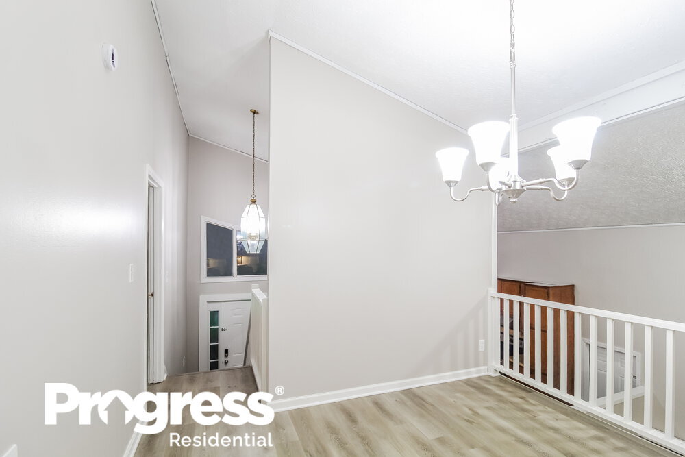 Building Photo - 6875 Fielder Ct