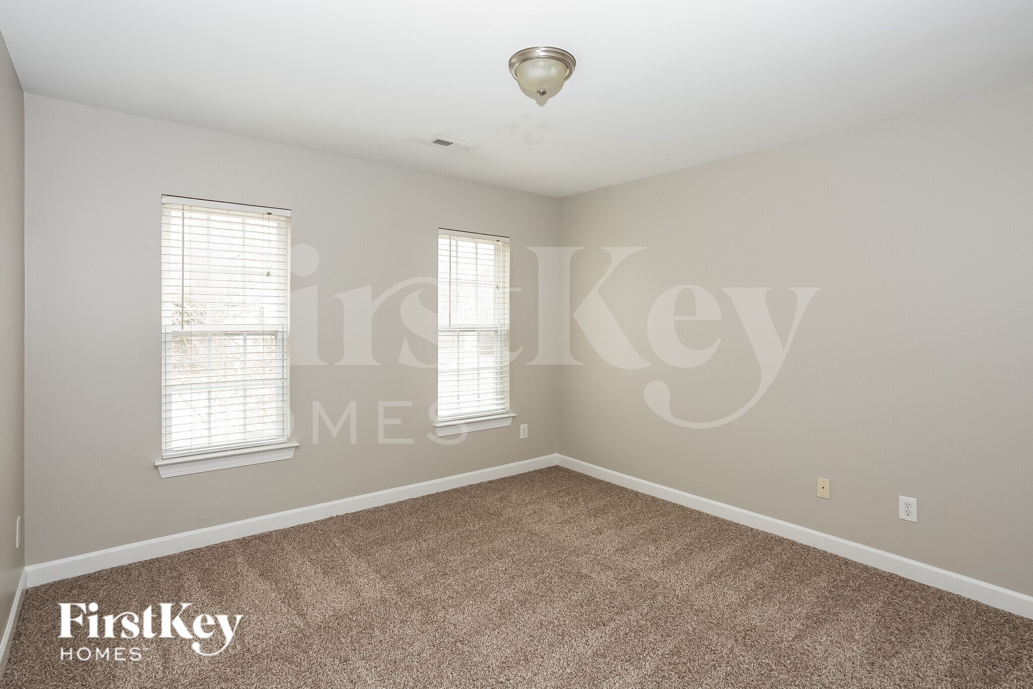 Building Photo - 1504 Aries Ln