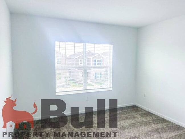 Building Photo - 6033 Blissful St
