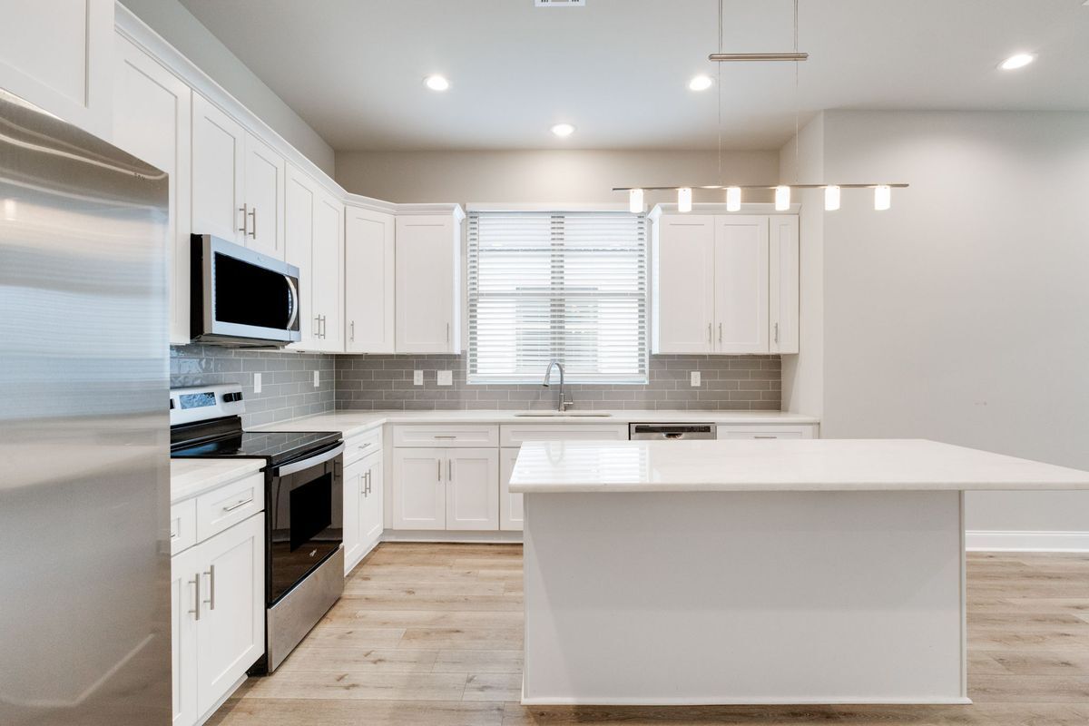 Building Photo - 118 Gadwall Dr