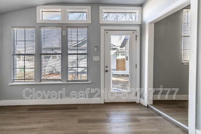 Building Photo - 2114 Jupiter St