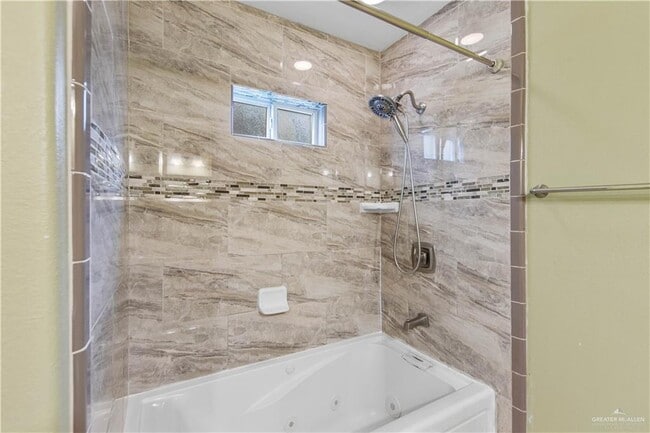 Building Photo - 3005 Treasure Haven Dr