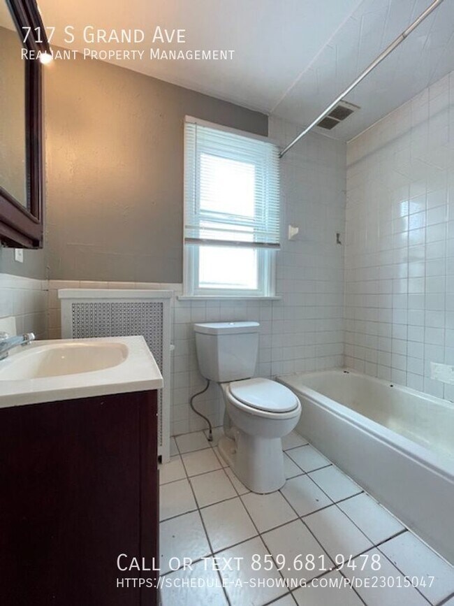 Building Photo - Highly desired Ft Thomas Community has a h...